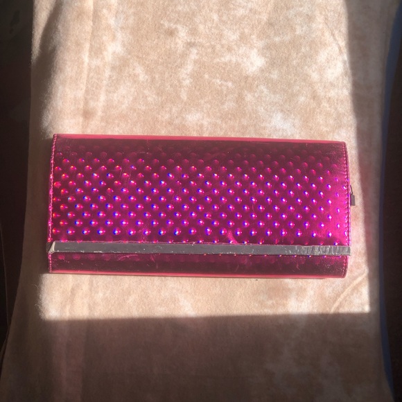 Hot pink shimmer clutch - Picture 2 of 2
